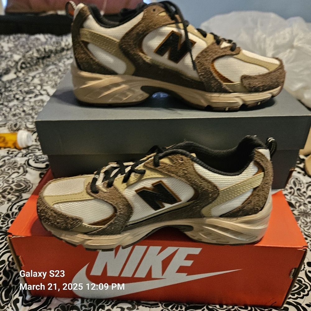 New Balance Brown and Cream Retro Sneakers